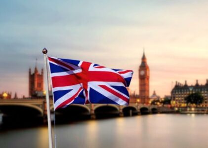 UK Visa Shakeup: Skilled Worker Dip, Student Rules & Family Recovery